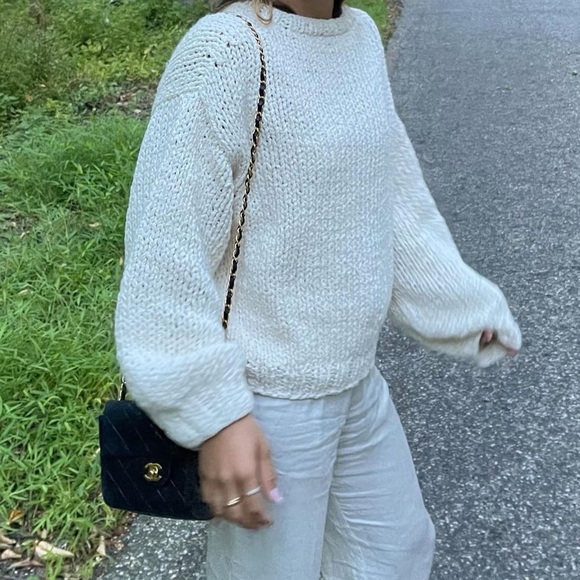 CLOSET CLOSING TODAY • LAST CHANCE✨RARE unsubscribed hand knit crew sweater - Picture 6 of 8